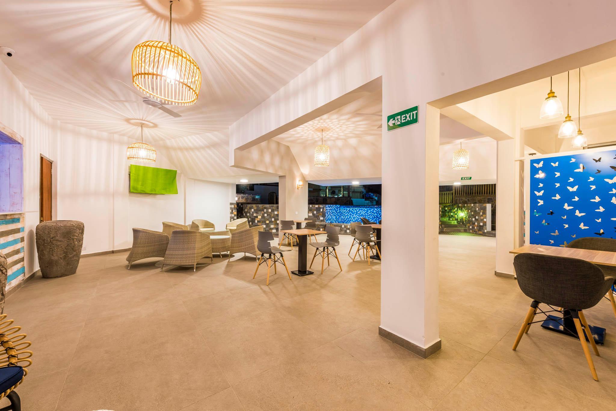 Azur Paradise Grand Baie Exterior photo