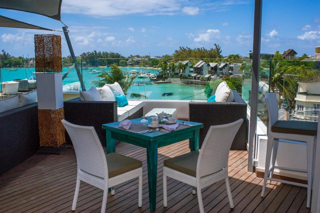 Azur Paradise Grand Baie Exterior photo